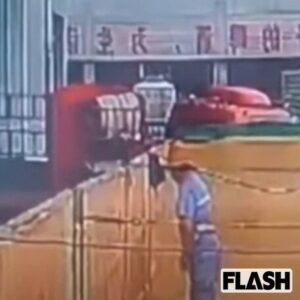 【衝撃】動画あり!青島ビールの原料に、、、作業員がおしっこを…