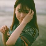 “すごみ”山田杏奈さん、10月18日発売「blt graph.」