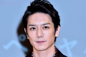 やはり!また!【暴露】”滝沢秀明は強制的にキスさせる” 新たな疑惑が告発され、