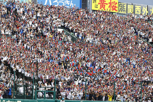 甲子園大会決勝戦は連覇の仙台育英か、107年ぶり優勝の慶応か