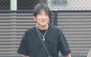 【衝撃】ミスチル所属事務所が家宅捜索、ターゲットは桜井和寿の最側近の・・・、