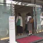 ファンの聖地“ジャニショ”が閉店“　店に入れない人たちも…