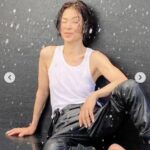 スーツ脱ぎ白タンクトップでずぶ濡れ！！！！！石田ゆり子も目を？