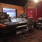 女子中学生への盗撮未遂容疑で逮捕！！“楽曲封印”か、「ももクロ」音楽プロデューサー