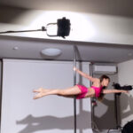 足絡ませ可憐な動き、熊田曜子のポールダンス披露が･･･、