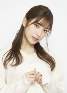 白水着カット公開<雪平莉左>“美人すぎるラウンドガール”のカレンダー発売!!