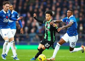 “本家”よりもキレキレ?三笘薫が終盤に鋭い切り返し、左足クロスで