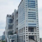 アナウンサーが生放送中に下着丸見え･･････････悲鳴で、