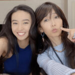 Koki“大胆露出ドレス”「露出アピールで～、背景に母・工藤静香が、