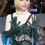 あのちゃん金髪！！初お披露目で会場沸かす～アイナ・ジ・エンドも「かわいかった」と、