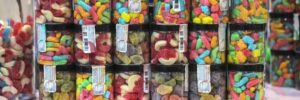 グミを食べたら・・・・・・・・・・複数男女が搬送に「食べると元気になると思い、