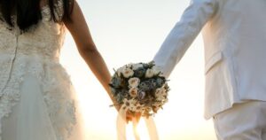 本当!?日本人は結婚しなくなったのか…結婚できない「衝撃の理由」が、