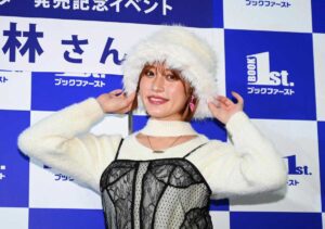 王林の2024年カレンダー!!お気に入りカットは「誰もこの角度で見たことがない」