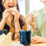 食事中「くちゃくちゃ」指摘するか、