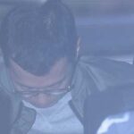 【驚愕！】「露活」が･･････････、屋外で下半身露出して、