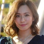 エロかしこい優木まおみが「8億円豪邸」を、