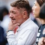 「なぜ簡単に海外移籍させるのか？」来日18年ミシャ監督が、