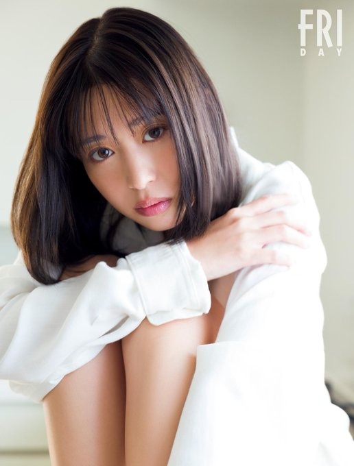 森川葵、グラビアに初登場！FRIDAYで「ときめく艶肌！」と、